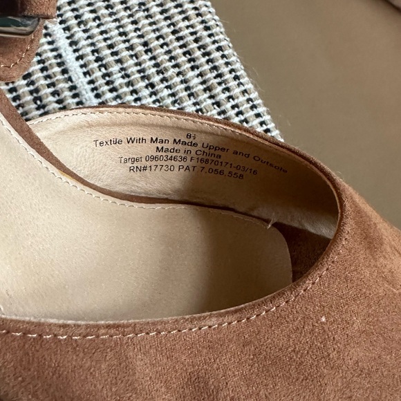 Tan Mossimo Stilettos - Picture 3 of 5